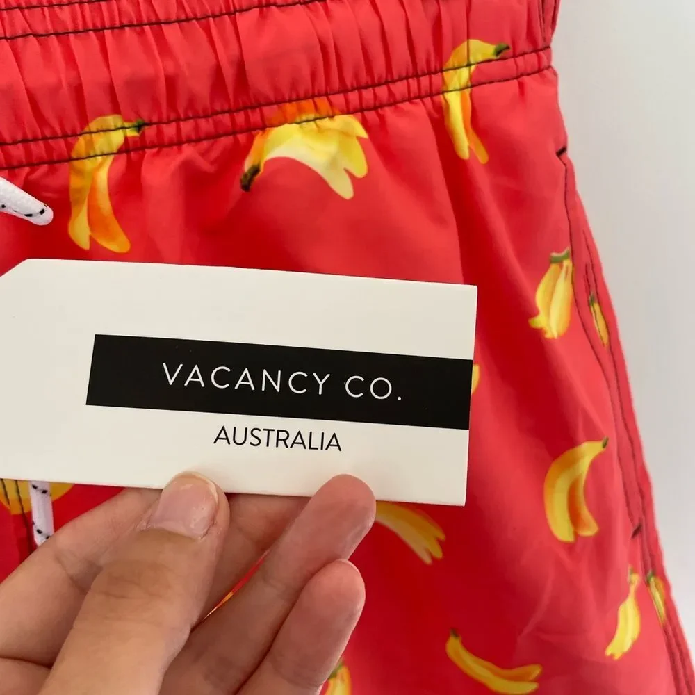 NWT Vacancy Co. Australia Men’s Swim Trunks orange/yellow bananas size XL